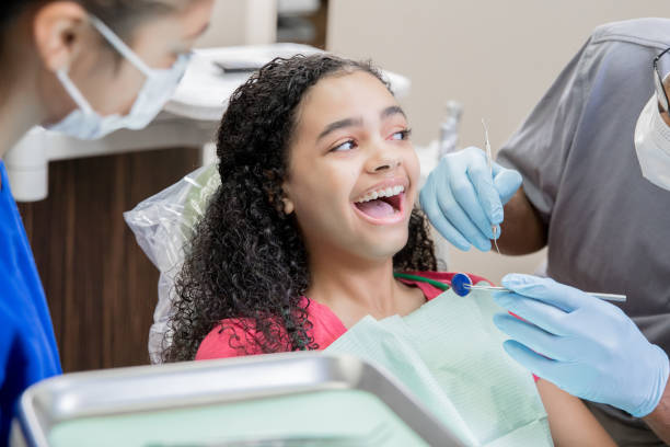 Best Dentist Open Late Near Me  in Toluca, IL